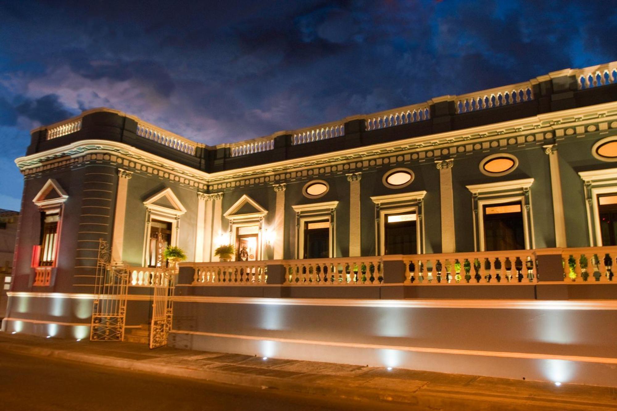 Отель Casa Azul Monumento Historico Мерида Экстерьер фото