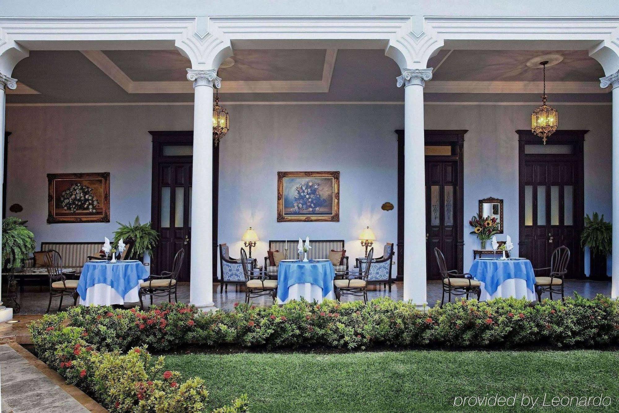 Отель Casa Azul Monumento Historico Мерида Экстерьер фото